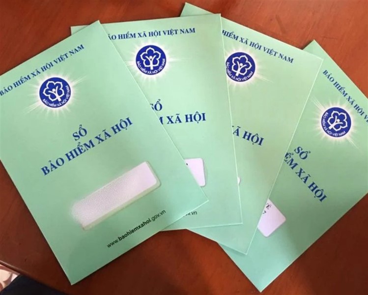 49 tuổi mới đóng bảo hiểm, nữ giới có kịp hưởng lương hưu không?